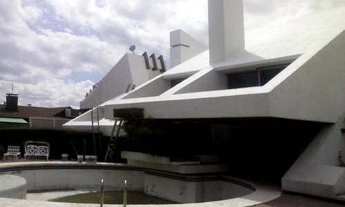Trabajos de recubrimiento en obra comercial